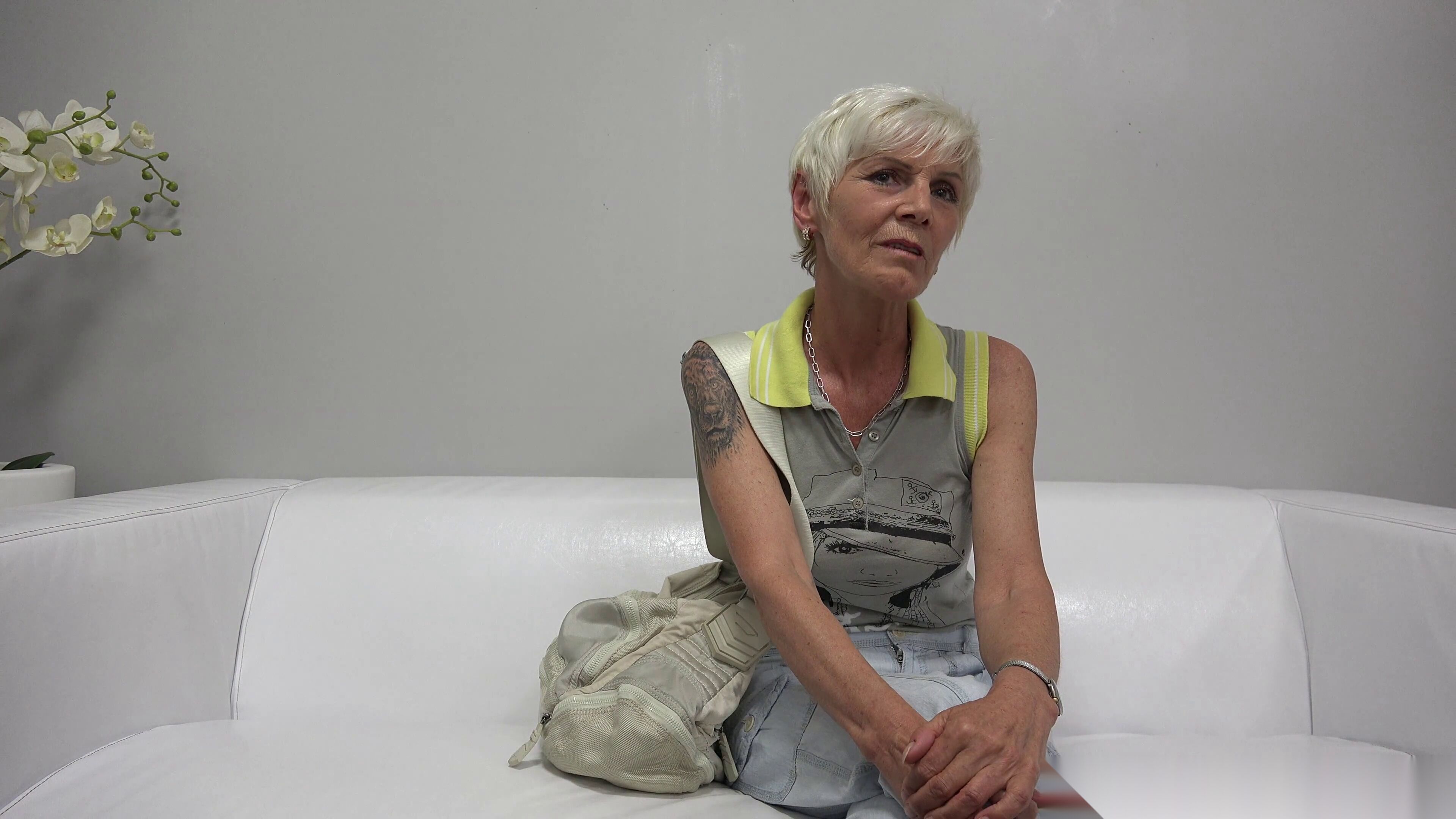 Czech MILF First Time